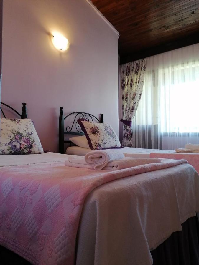Maviev Otel เซสเม ภายนอก รูปภาพ