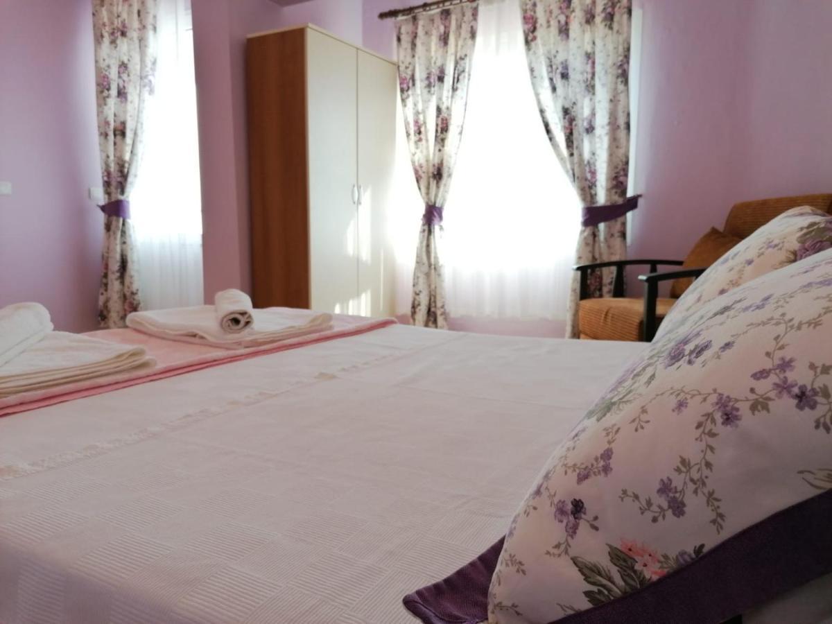Maviev Otel เซสเม ภายนอก รูปภาพ