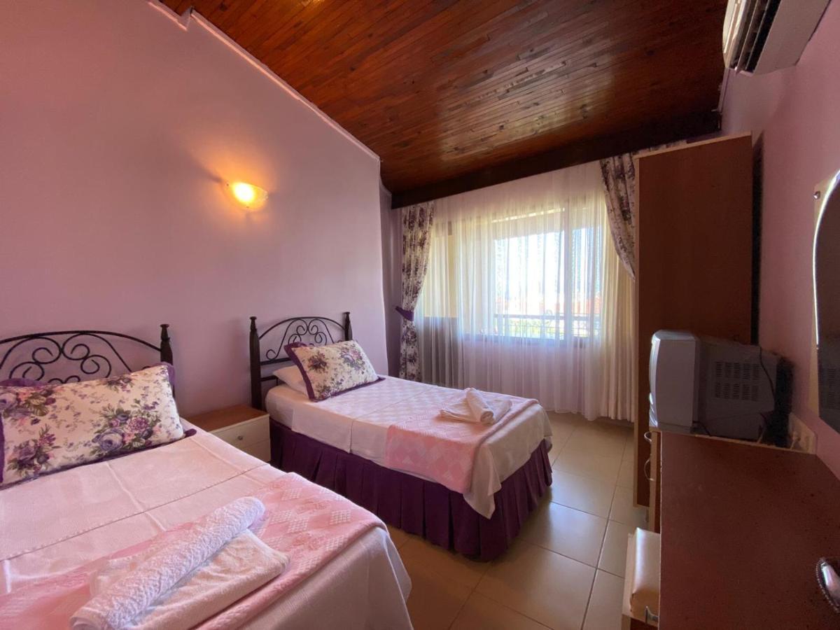 Maviev Otel เซสเม ภายนอก รูปภาพ